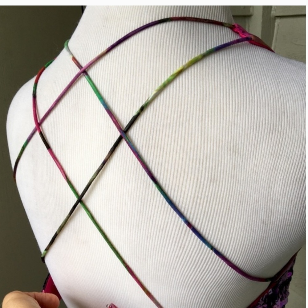 ☆@follinsdarcia60☆  ☆☆ON HOLD☆☆  Morgan and Company Halter Dress Sz 1/2 New!! - Picture 3 of 8